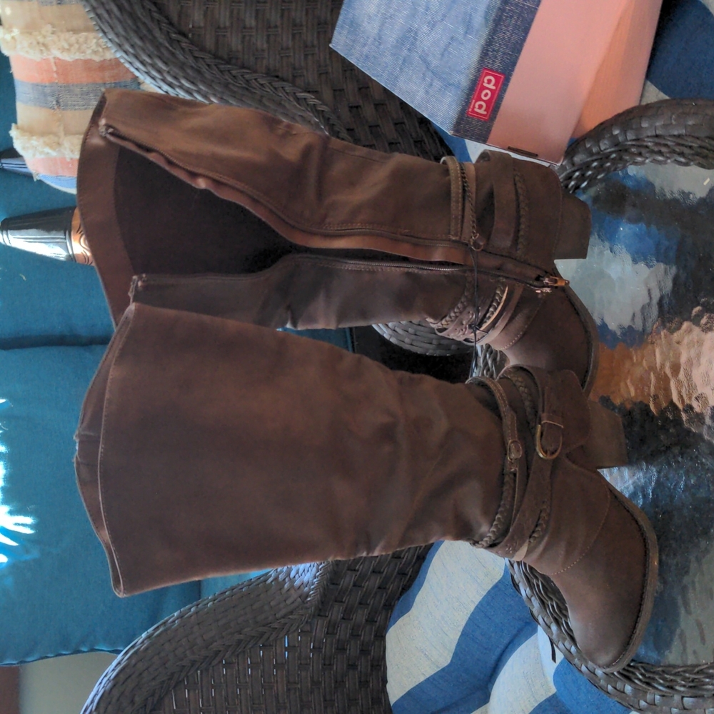 Woman boots